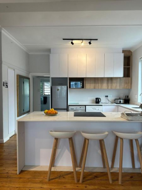 Whole Apartment or Private Room in Green Point - Atlantic Seaboard - Cape Town